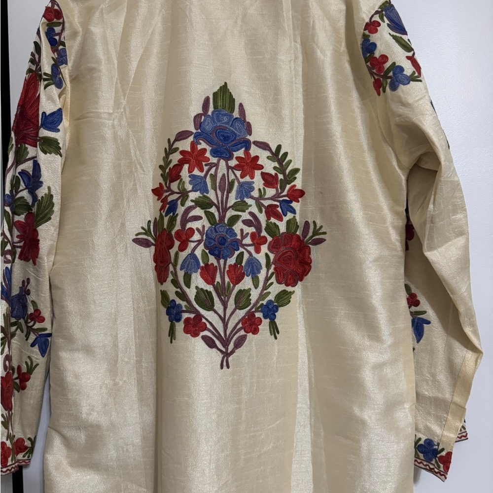 Kashmiri embroidery Coats - Picture 4 of 6